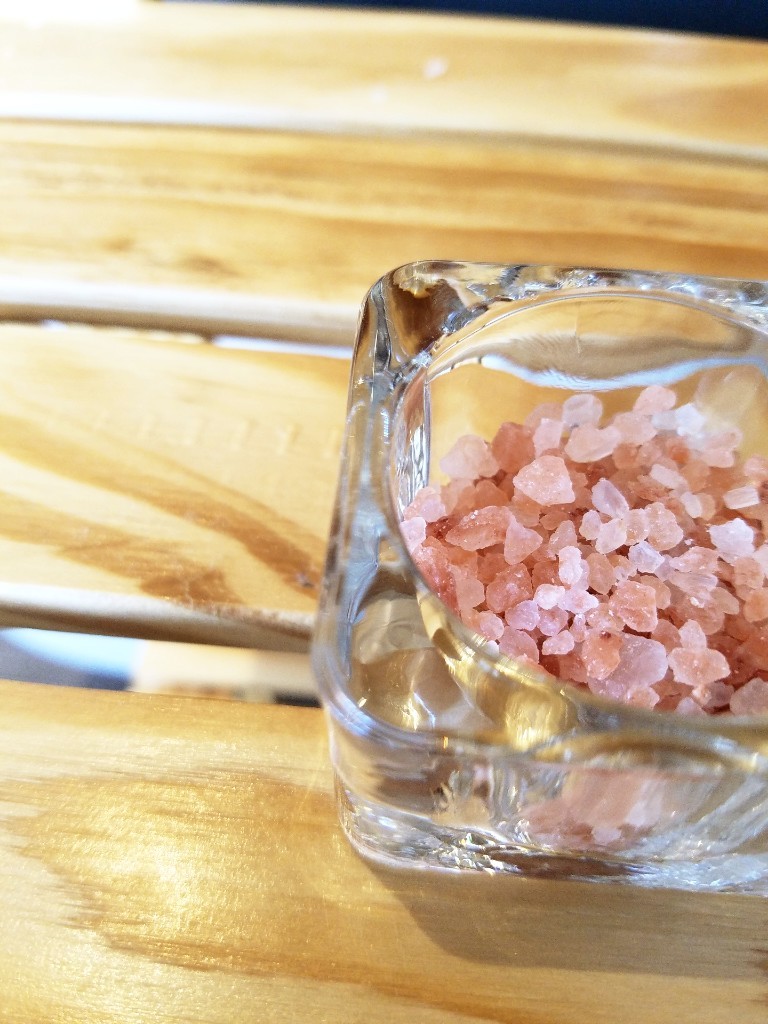 himalayan-salt-stone